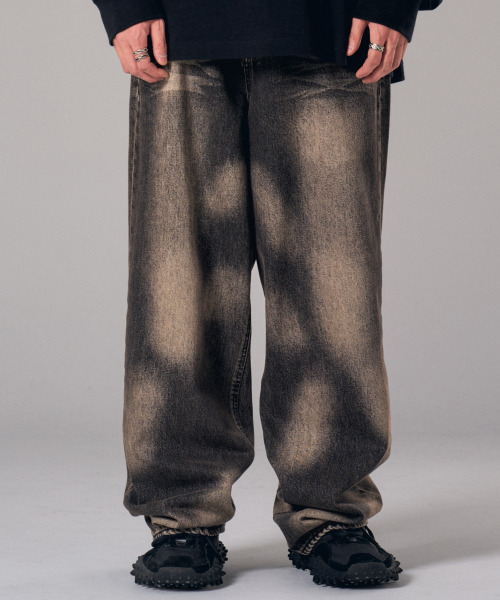 IDWS(アイドンワナセル)の「Balloon Wide Denim Pants Brown(デニムパンツ・レディース・その他・0/1/2)」の1枚目の写真