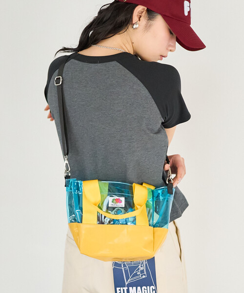FREAK'S STORE(フリークスストア)の「FRUIT OF THE LOOM × FREAK'S STORE/フルーツオブザルーム 別注 クリア ミニトートバッグ/PVCトートバッグ(ショルダーバッグ・レディース・イエロー/ピンク/ブルー・ONE SIZE)」の11枚目の写真