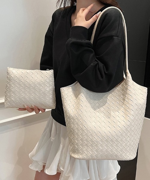ReRe(リリ)の「ミニバック付き×メッシュ編みバッグ(トートバッグ・レディース・ブラック/シルバー/オフホワイト/ピンク・FREE)」の2枚目の写真