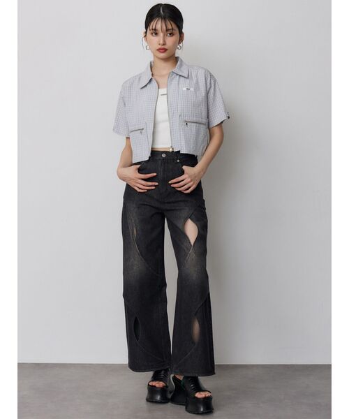 MURUA（ムルーア）の「カーブカットワークデニム（デニムパンツ・レディース・ブラック/ブルー・2/1）」の8枚目の写真