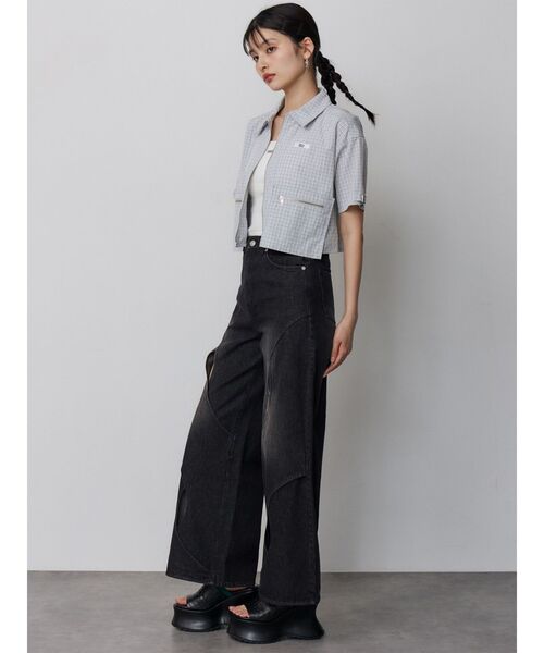 MURUA（ムルーア）の「カーブカットワークデニム（デニムパンツ・レディース・ブラック/ブルー・2/1）」の10枚目の写真