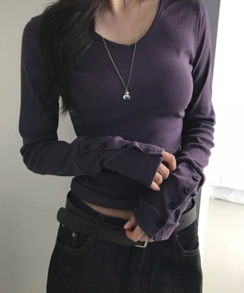 VIVID LADY（ビビッドレディー）の「Vネック ロングスリーブ Tシャツ（Tシャツ/カットソー・レディース・クリーム/グレー/ブラック/ブラウン/パープル・FREE）」の8枚目の写真