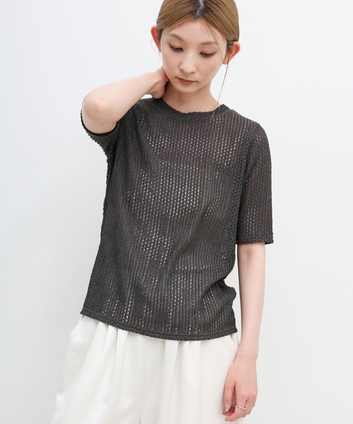 select MOCA(セレクトモカ)の「ストレッチ透かし編みデザインTシャツ(Tシャツ/カットソー・レディース・オフホワイト/チャコールグレー/ベージュ・FREE)」の17枚目の写真