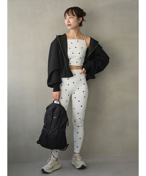 emmi（エミ）の「eco emmiロゴジップアップフーディー/UVカット（スウェット・レディース・ブラック/オフホワイト・F）」の7枚目の写真