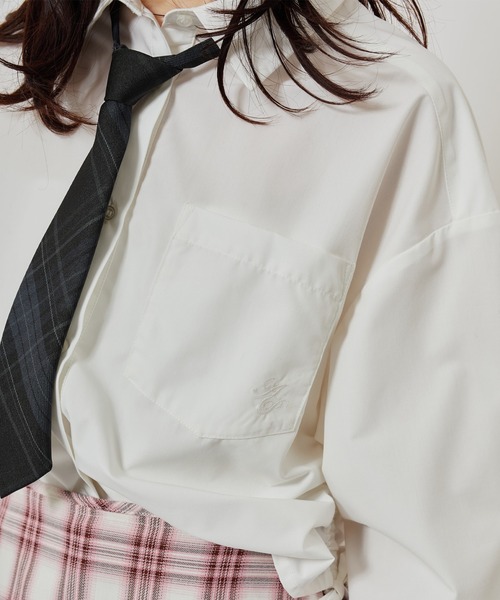 atmos pink（アトモスピンク）の「atmos pink Shirring Cropped Shirt / アトモスピンク シーリング クロップド シャツ（シャツ/ブラウス・レディース・ホワイト/サックスブルー・FREE）」の5枚目の写真