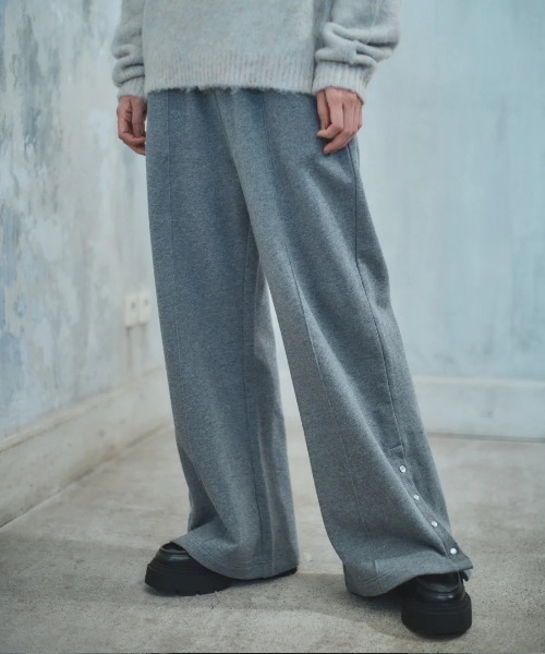 Etrarium（エトラリウム）の「ETR Sweat Pants（スウェットパンツ・メンズ・グレー/ブラック/アイボリー・SMALL/MEDIUM）」の3枚目の写真