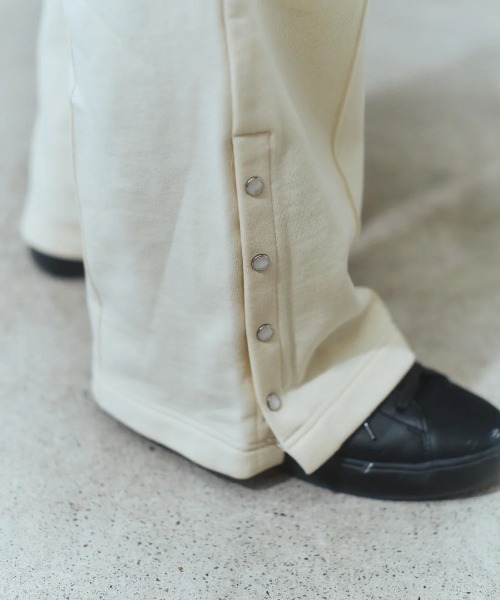 Etrarium（エトラリウム）の「ETR Sweat Pants（スウェットパンツ・メンズ・グレー/ブラック/アイボリー・SMALL/MEDIUM）」の9枚目の写真