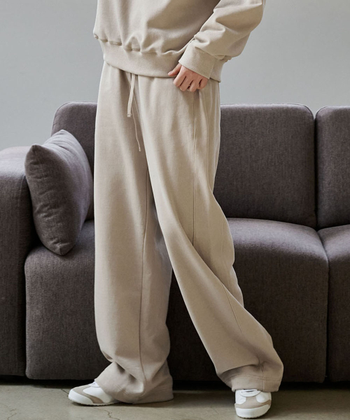 MALOUPE（マロップ）の「2305 ピグメントバレルフィットスウェットパンツ（ベージュ）（スウェットパンツ・レディース・その他・SMALL/MEDIUM）」の2枚目の写真