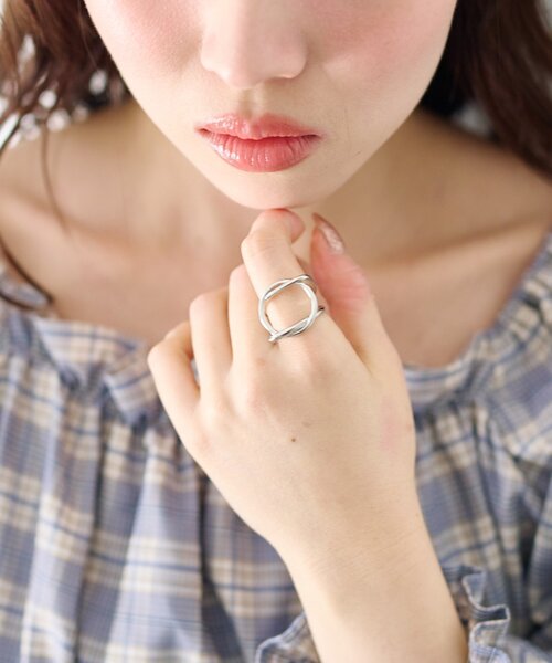 Kastane（カスタネ）の「【fiw.】ダブルホールリング（リング・レディース・シルバー・FREE）」の4枚目の写真