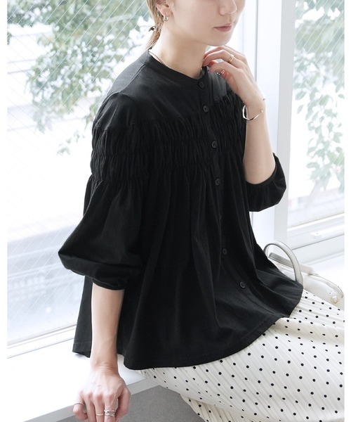 reca（レカ）の「ブラウス風ピンタックギャザーカットソー（Tシャツ/カットソー・レディース・ブラック/ホワイト・M-L）」の2枚目の写真