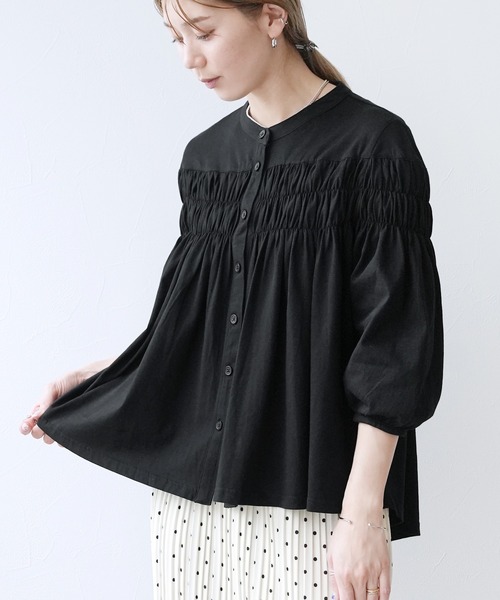 reca（レカ）の「ブラウス風ピンタックギャザーカットソー（Tシャツ/カットソー・レディース・ブラック/ホワイト・M-L）」の3枚目の写真