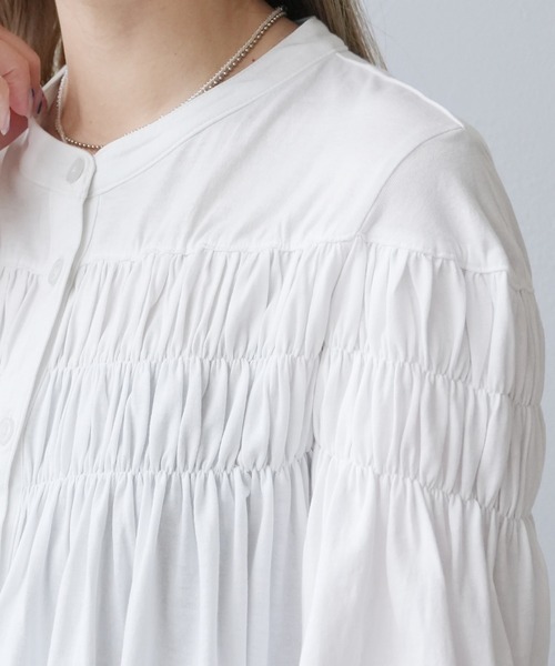 reca（レカ）の「ブラウス風ピンタックギャザーカットソー（Tシャツ/カットソー・レディース・ブラック/ホワイト・M-L）」の14枚目の写真