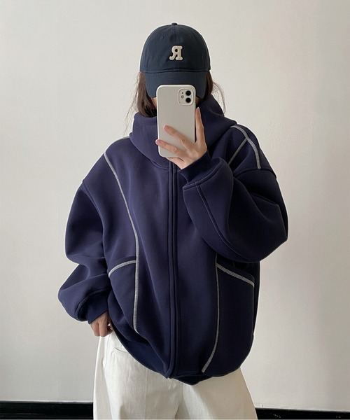 AMAJI（アマジ）の「オーバーサイズジップパーカー（パーカー・レディース・ネイビー/グレー・X-LARGE/LARGE/MEDIUM/SMALL/XX-LARGE）」の3枚目の写真