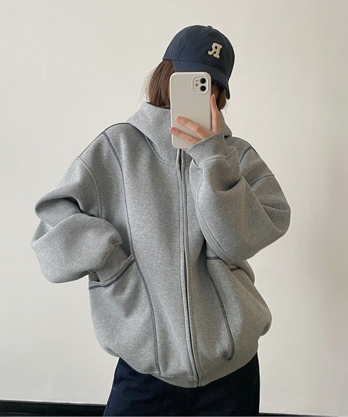 AMAJI（アマジ）の「オーバーサイズジップパーカー（パーカー・レディース・ネイビー/グレー・X-LARGE/LARGE/MEDIUM/SMALL/XX-LARGE）」の6枚目の写真