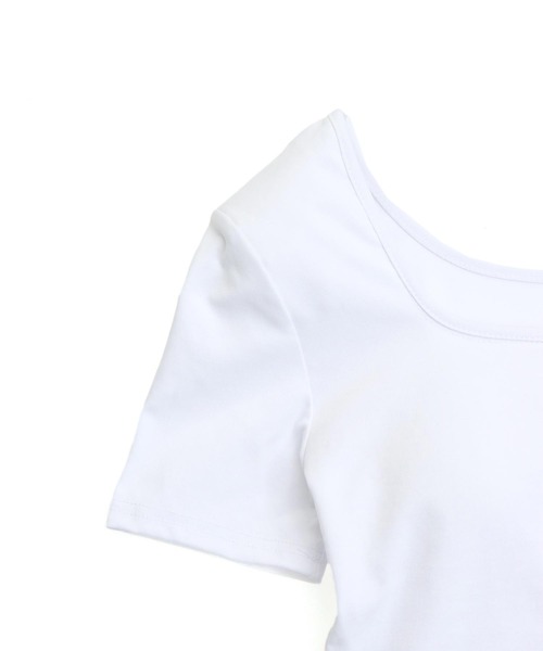 ANAP（アナップ）の「パッド付 ぴたっと クロップド Tシャツ（Tシャツ/カットソー・レディース・ホワイト/ブラック・F）」の5枚目の写真