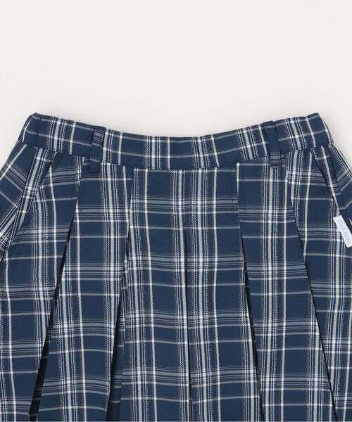PINK-latte（ピンクラテ）の「チェックフロントプリーツスカート（スカート・キッズ・ライトベージュ/オフホワイト/ネイビー/ライトグレー・130cm/150cm/160cm/120cm/140cm）」の6枚目の写真
