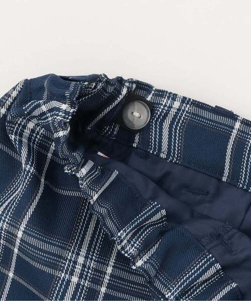 PINK-latte（ピンクラテ）の「チェックフロントプリーツスカート（スカート・キッズ・ライトベージュ/オフホワイト/ネイビー/ライトグレー・130cm/150cm/160cm/120cm/140cm）」の7枚目の写真