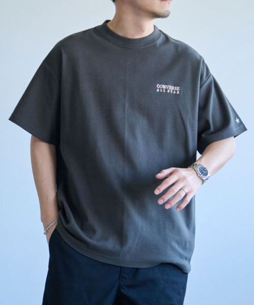 CONVERSE(コンバース)の「『CONVERSE/コンバース』クルーネック フライスバックグラフィック半袖Tシャツ(Tシャツ/カットソー・メンズ・ブラック系/ホワイト・L/M/LL)」の6枚目の写真