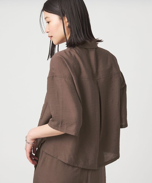 green label relaxing(グリーンレーベルリラクシング)の「【WEB限定】<at ease>ポケット オープンカラー シャツ(シャツ/ブラウス・レディース・ナチュラル/ダークブラウン/ブラック・FREE)」の15枚目の写真