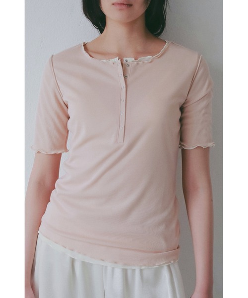 ANF.MUU(アンフムー)の「メローデザインヘンリーネックシアートップス(Tシャツ/カットソー・レディース・グレー/アイボリー/ブラック/ライトグリーン/ピンク・FREE)」の14枚目の写真