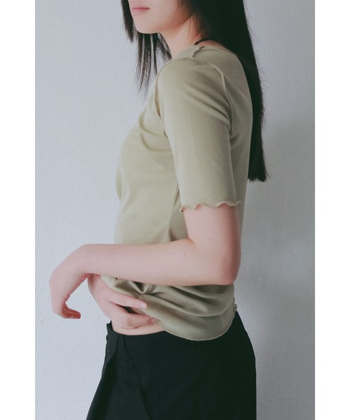 ANF.MUU(アンフムー)の「メローデザインヘンリーネックシアートップス(Tシャツ/カットソー・レディース・グレー/アイボリー/ブラック/ライトグリーン/ピンク・FREE)」の17枚目の写真