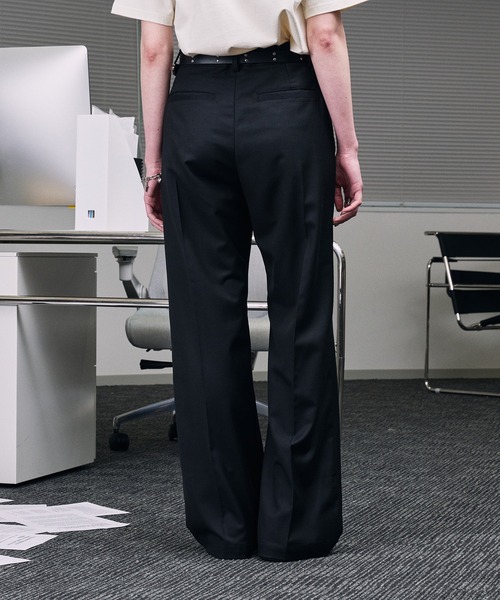 SELLE GLANT(セレグランテ)の「SEMI-WIDE STRAIGHT SLACKS PANTS / セミワイドストレートスラックスパンツ(スラックス・メンズ・ブラック/ダークグレー・SMALL/LARGE/MEDIUM)」の7枚目の写真