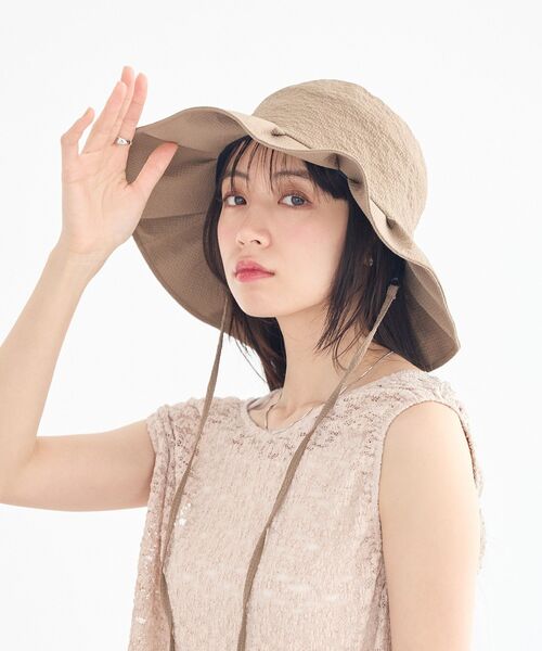 earth music&ecology(アースミュージックアンドエコロジー)の「【UVカット】タックハット(ハット・レディース・ブラック/チェック/モカ・FREE)」の4枚目の写真