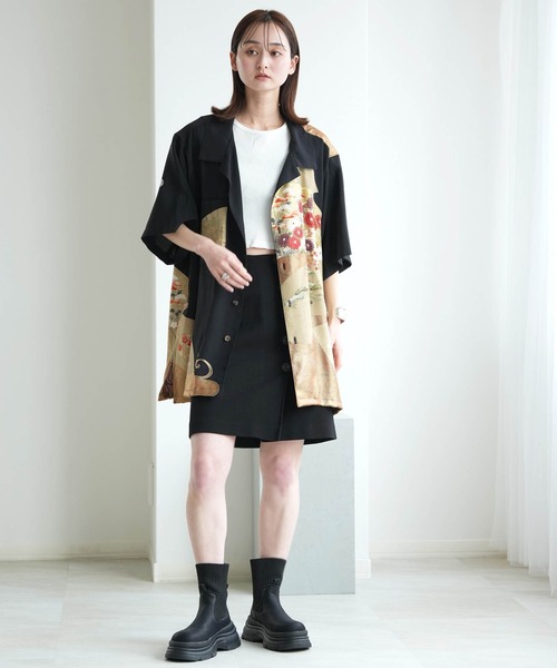 utatane(ウタタネ)の「着物リメイク maison utatane シャツ/ブラウス 朧夜の金彩(シャツ/ブラウス・レディース・ブラック・LL)」の4枚目の写真