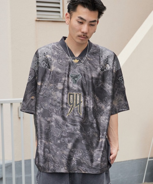 adidas(アディダス)の「adidas/アディダス ADILENIUM シーズン 5 エキップメント ジャージ ゲームTシャツ ユニフォーム風 サッカーT サテン風 秋 秋服 2026年秋冬(Tシャツ/カットソー・メンズ・ブラック/シルバー・M/L/XL)」の17枚目の写真