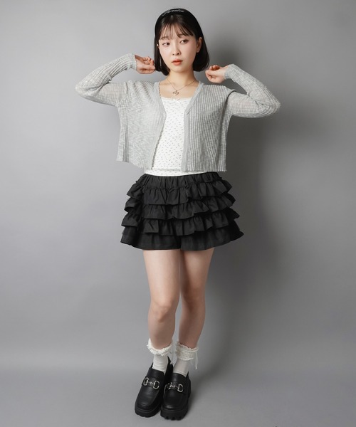 SPINNS(スピンズ)の「フリルティアードショートパンツ(その他パンツ・レディース・ホワイト/ブラック・ONESIZE)」の10枚目の写真