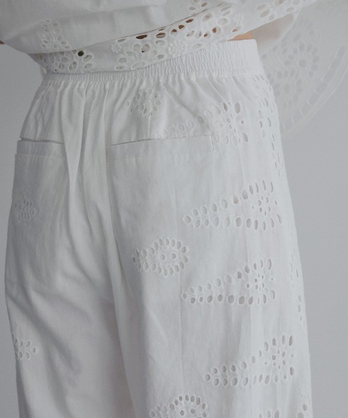 MANOF(マノフ)の「CUT WORK LACE PANTS(その他パンツ・レディース・ホワイト/ブラック・S/M)」の9枚目の写真