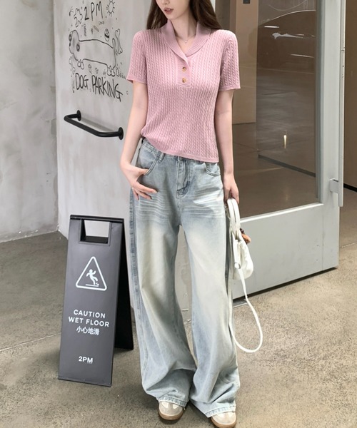 AMAJI(アマジ)の「襟付き ケーブル編み ハーフボタン 半袖ニットトップス(Tシャツ/カットソー・レディース・ライトピンク/ベージュ/イエロー/ネイビー・FREE)」の5枚目の写真