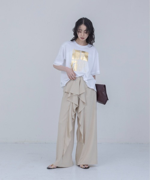 Eimee Law(エイミーロウ)の「箔プリント メッシュコンビネーションTシャツ(Tシャツ/カットソー・レディース・オフホワイト/ベージュ/ブラック・FREE)」の5枚目の写真