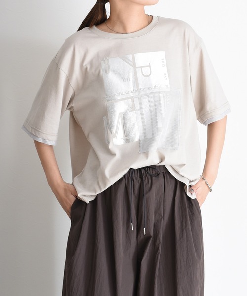 Eimee Law(エイミーロウ)の「箔プリント メッシュコンビネーションTシャツ(Tシャツ/カットソー・レディース・オフホワイト/ベージュ/ブラック・FREE)」の20枚目の写真
