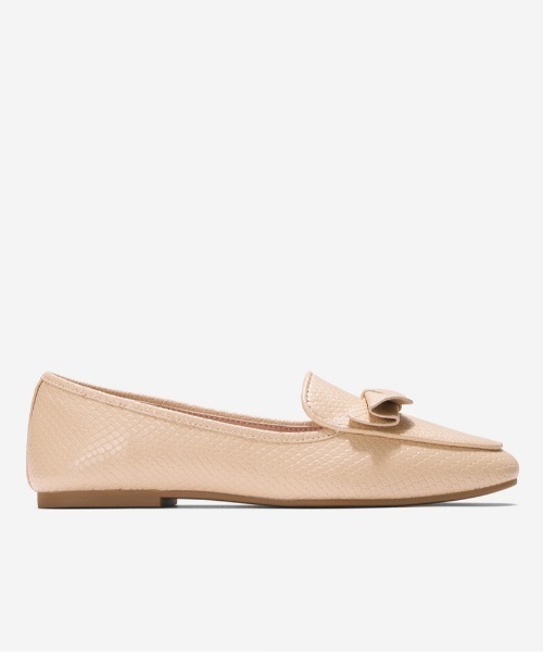 【新品未使用】COLE HAAN クリームベージュローファー ペイソン ソフト ボウ ローファー womens（ローファー）｜COLE HAAN
