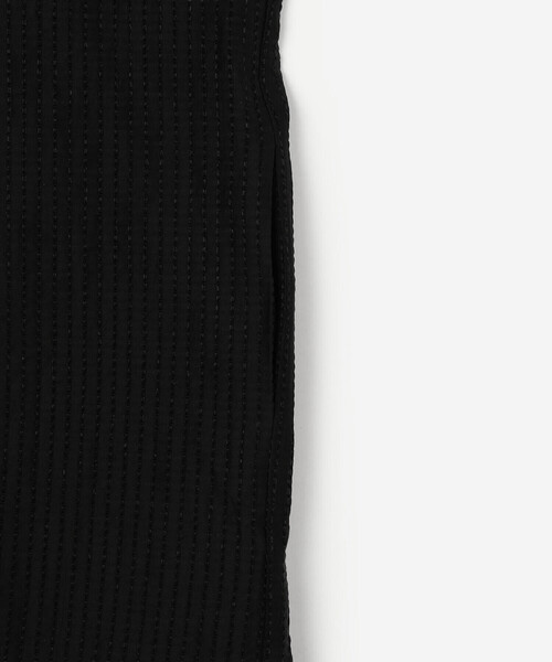 Bshop(ビショップ)の「eunoia|ボートネックポンチョ WOMEN(シャツ/ブラウス・レディース・ブラック・ONE)」の7枚目の写真