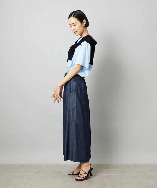 MICHEL KLEIN(ミッシェル・クラン)の「ホールガーメント®シアークルーネックカーディガン(その他アウター・レディース・ブルー/ブラック・38/40)」の13枚目の写真