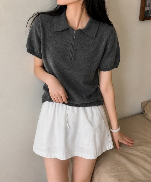 Miniministore(ミニミニストア)の「ハーフジップポロシャツ 半袖サマーニット(Tシャツ/カットソー・レディース・ホワイト/ワインレッド/ライトグレー/ネイビー/ライトイエロー/ダークグレー・FREE)」の4枚目の写真