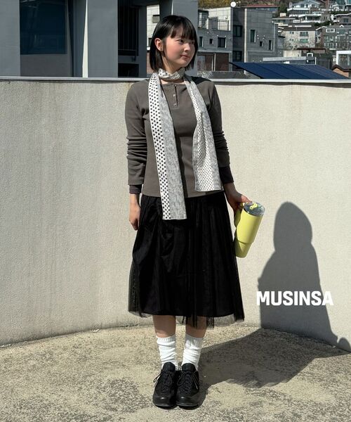 OHESHIO（オヘシオ）の「SHEER DRAPE BANDING SKIRT, BLACK（スカート・レディース・その他・FREE）」の11枚目の写真