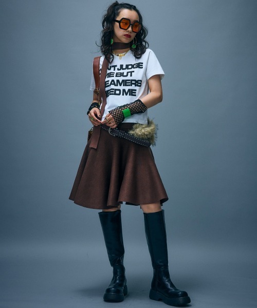 GEVS.(ジェイヴィス)の「ロゴプリントコンパクトTシャツ<大きいサイズ有>GEVS.(Tシャツ/カットソー・レディース・ブラック/オフホワイト・3L/LL/L/M/5L/4L)」の6枚目の写真