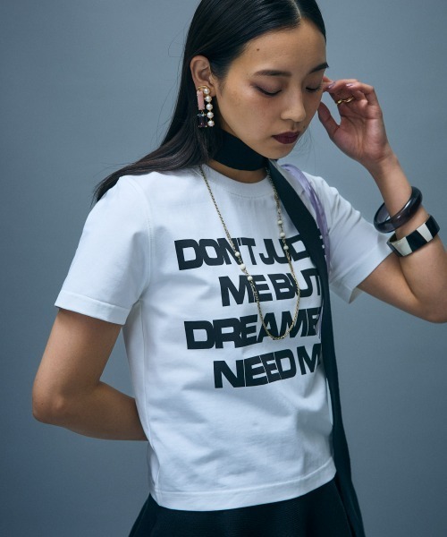 GEVS.(ジェイヴィス)の「ロゴプリントコンパクトTシャツ<大きいサイズ有>GEVS.(Tシャツ/カットソー・レディース・ブラック/オフホワイト・3L/LL/L/M/5L/4L)」の13枚目の写真