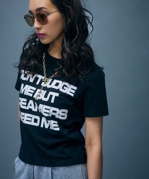GEVS.(ジェイヴィス)の「ロゴプリントコンパクトTシャツ<大きいサイズ有>GEVS.(Tシャツ/カットソー・レディース・ブラック/オフホワイト・3L/LL/L/M/5L/4L)」の18枚目の写真