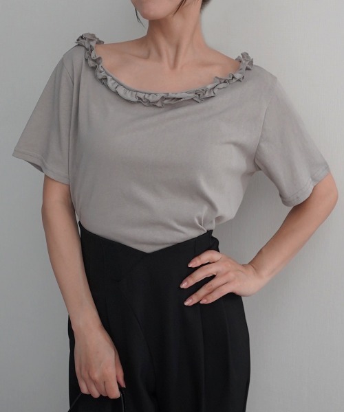 Rashik(ラシク)の「【Rashik】フリルネックワンショルTシャツ 半袖 カットソー オフショル(Tシャツ/カットソー・レディース・ホワイト/ブラック/グレー/ピンク・FREE)」の9枚目の写真