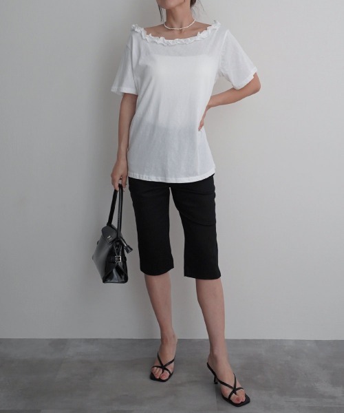 Rashik(ラシク)の「【Rashik】フリルネックワンショルTシャツ 半袖 カットソー オフショル(Tシャツ/カットソー・レディース・ホワイト/ブラック/グレー/ピンク・FREE)」の8枚目の写真