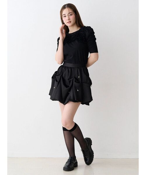 Now me. by NYLON JAPAN（ナウミーバイナイロンジャパン）の「サテンタックバルーンスカート（スカート・レディース・ブラック/ホワイト・FREE）」の20枚目の写真