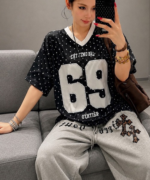 meJane(ミージェーン)の「ドット柄 ナンバリングゲームTシャツ(Tシャツ/カットソー・レディース・ブラック・FREE)」の3枚目の写真