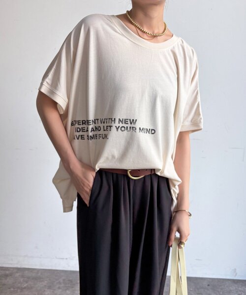 DouDou（ドゥドゥ）の「【WEB限定】2WAYポンチョロゴTEE（Tシャツ/カットソー・レディース・チャコールグレー/ダークブラウン/オフホワイト・FREE）」の10枚目の写真