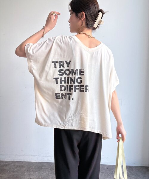 DouDou（ドゥドゥ）の「【WEB限定】2WAYポンチョロゴTEE（Tシャツ/カットソー・レディース・チャコールグレー/ダークブラウン/オフホワイト・FREE）」の14枚目の写真