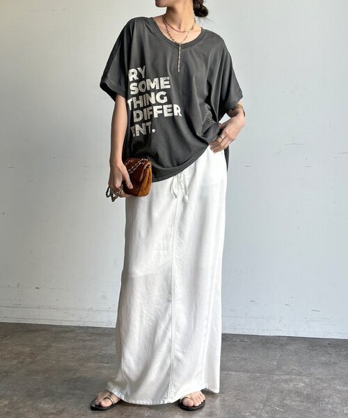 DouDou（ドゥドゥ）の「【WEB限定】2WAYポンチョロゴTEE（Tシャツ/カットソー・レディース・チャコールグレー/ダークブラウン/オフホワイト・FREE）」の16枚目の写真