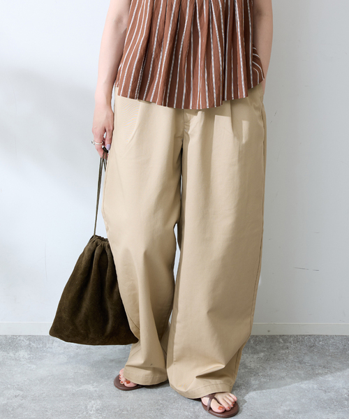 B.C STOCK（ベーセーストック）の「ボリュームタック サマーチノ（その他パンツ・メンズ・ベージュ/ブラック・LARGE/MEDIUM）」の4枚目の写真